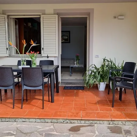 Dom wakacyjny In Con Veranda Privata E Parcheggio Gratuito