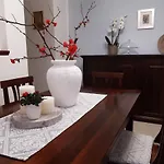 In Con Veranda Privata E Parcheggio Gratuito * אולביה
