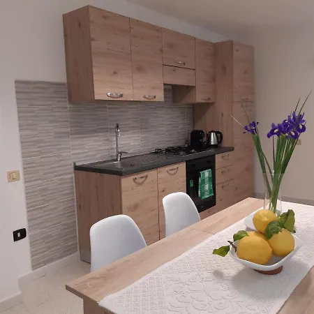 In Con Veranda Privata E Parcheggio Gratuito Olbia