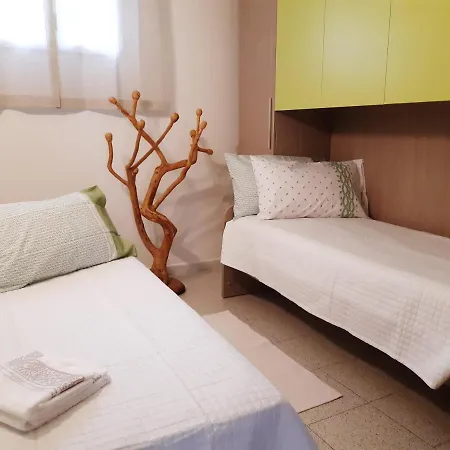 In Con Veranda Privata E Parcheggio Gratuito Semesterbostad *