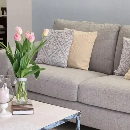 In Con Veranda Privata E Parcheggio Gratuito * Olbia