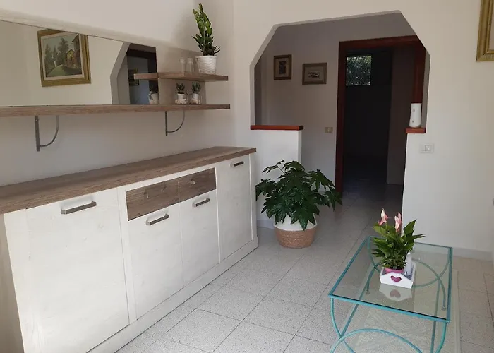 Semesterbostad In Con Veranda Privata E Parcheggio Gratuito Olbia