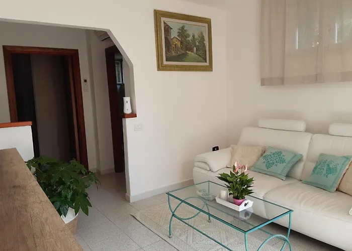 In Con Veranda Privata E Parcheggio Gratuito