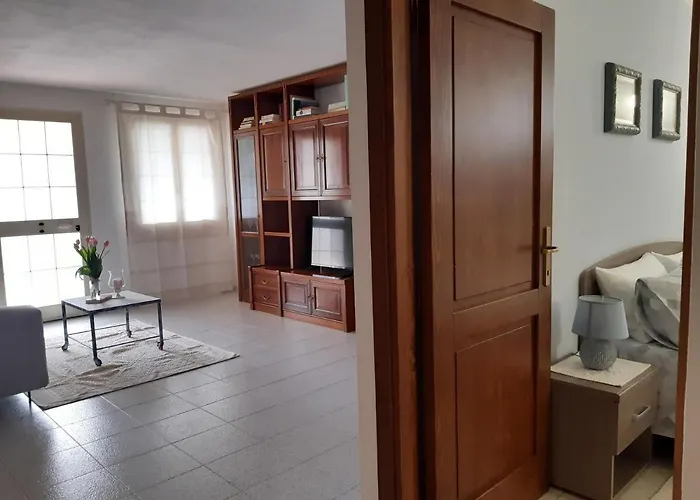 In Con Veranda Privata E Parcheggio Gratuito * Olbia