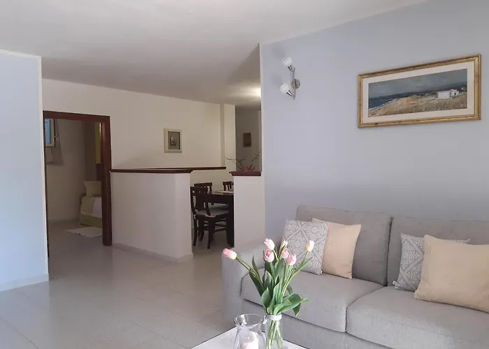 In Con Veranda Privata E Parcheggio Gratuito Olbia